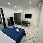 Angela House Center 4*