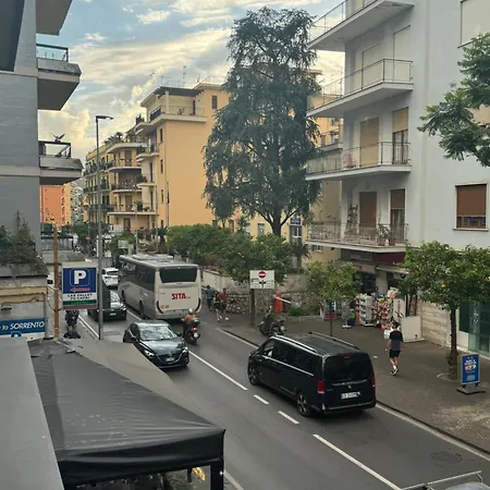 Angela House Center Готель типу 