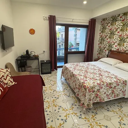 Bed & Breakfast Angela House Center *