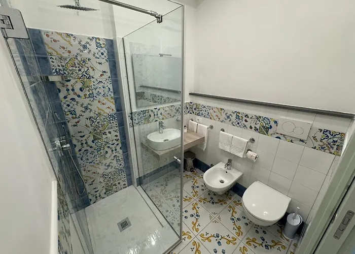 Angela House Center Отель типа 