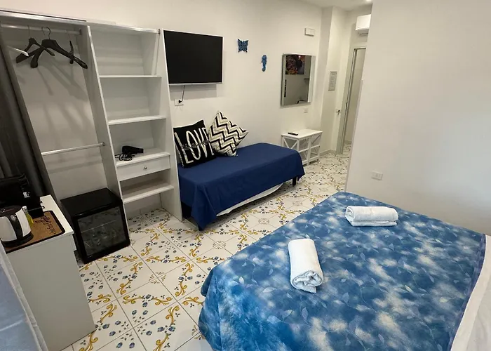 Angela House Center Отель типа 