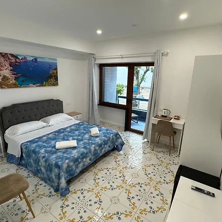 Angela House Center Bed & Breakfast