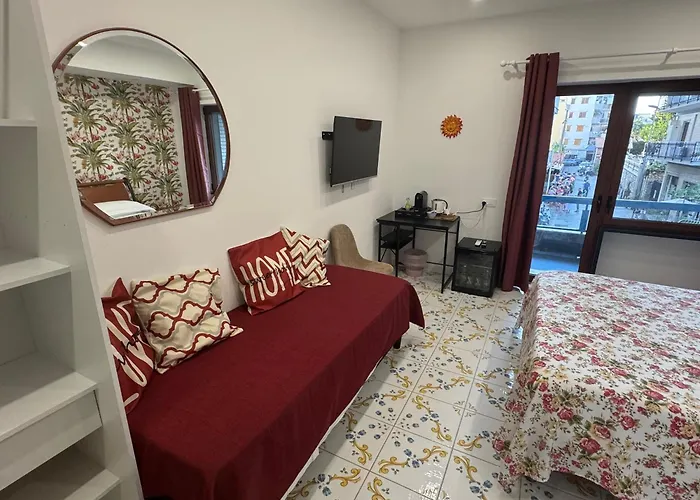 Bed and breakfast Angela House Center